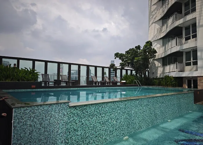 Comfort Appartment, Skytain Step 600 M, Erawan Shrine * バンコク都